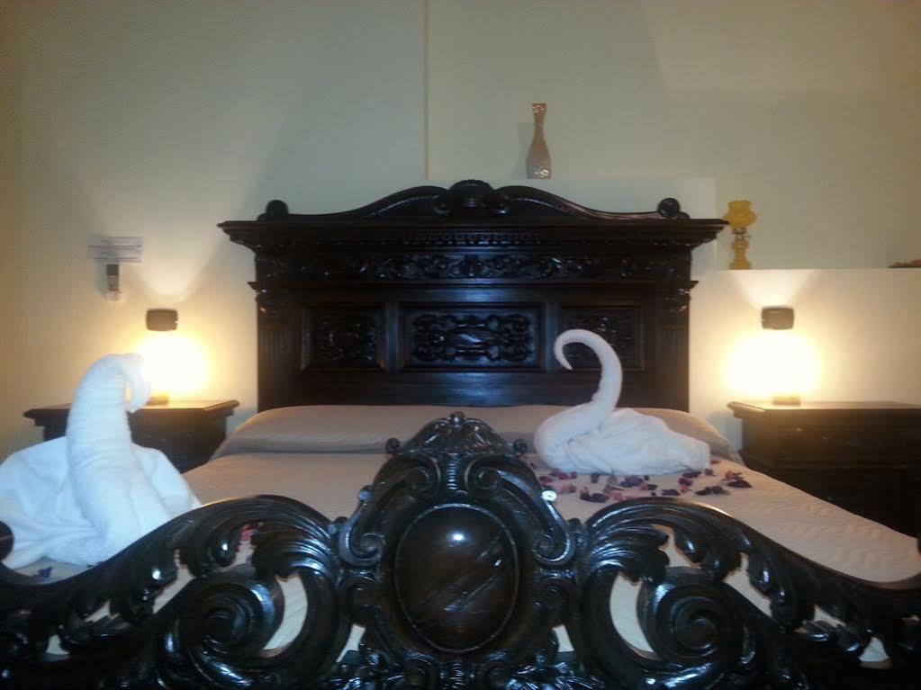 Avec Moi Roma Bed & Breakfast Exterior foto